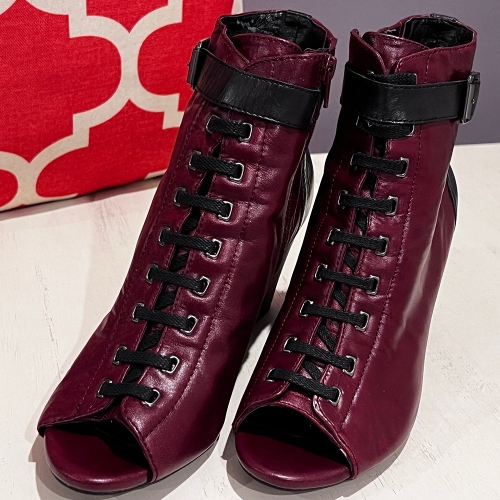 Vince Camuto Red and Black Lace Up Boots with Sophisticated Design